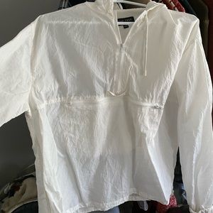 Love tree nylon hoodie ! Worn 1 x , 25$